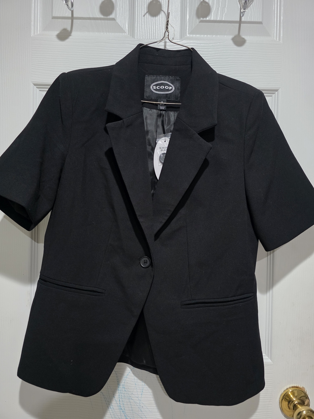 Scoop Women's Black Short-Sleeve Tailored Blazer